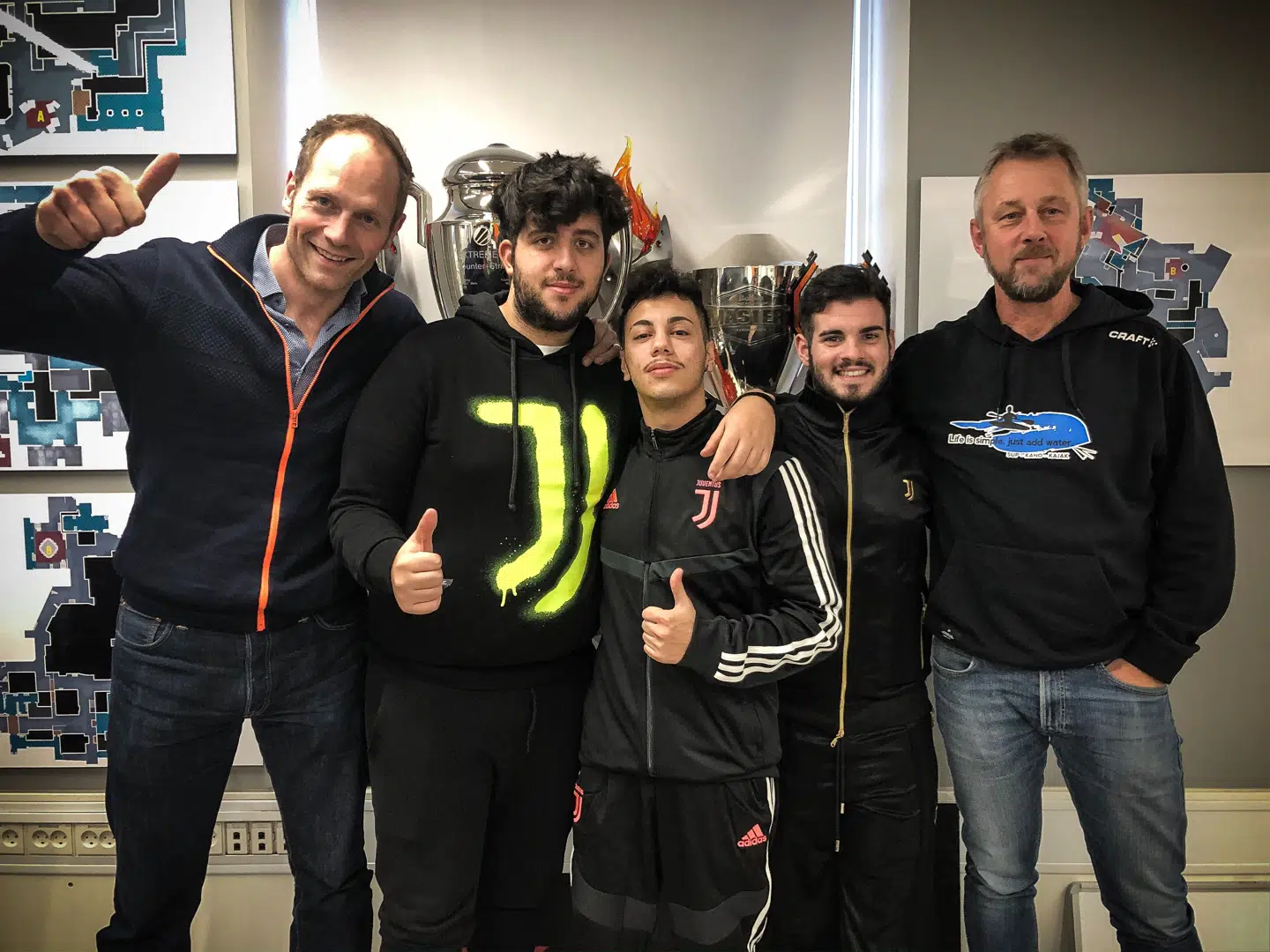 Sportsdirektør i Astralis Group Kasper Hvidt sammen med Juventus’ PES-hold og sportspsykolog hos Astralis Group Lars Robl.