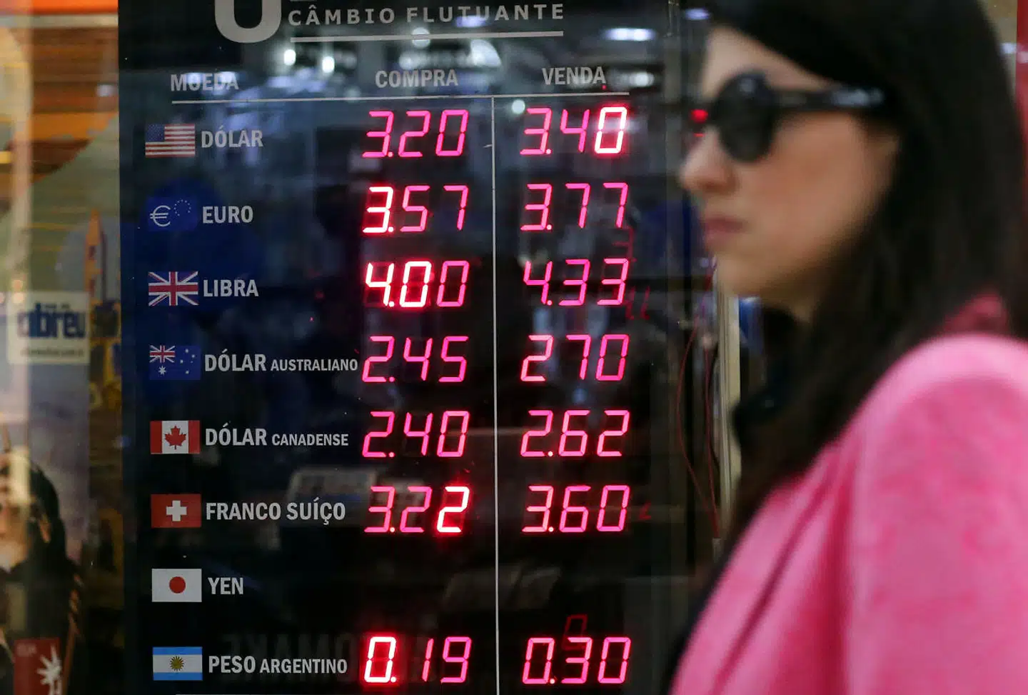 USAs præsident Donald Trump vil indføre nye afgifter på import af stål og aluminium fra Argentina og Brasilien som straf for, at disse lande ifølge Trump har »devalueret« deres valutaer. Foto: Sergio Moraes/Reuters/Ritzau Scanpix