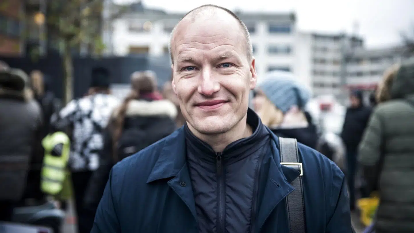 »Sørens Pinds apologi over for Reagans forbrydelser giver mig et deja-vu tilbage til de venstreorienterede, der undlod at kritisere Sovjet-regimets forbrydelser i de samme år,« skriver Pelle Dragsted.