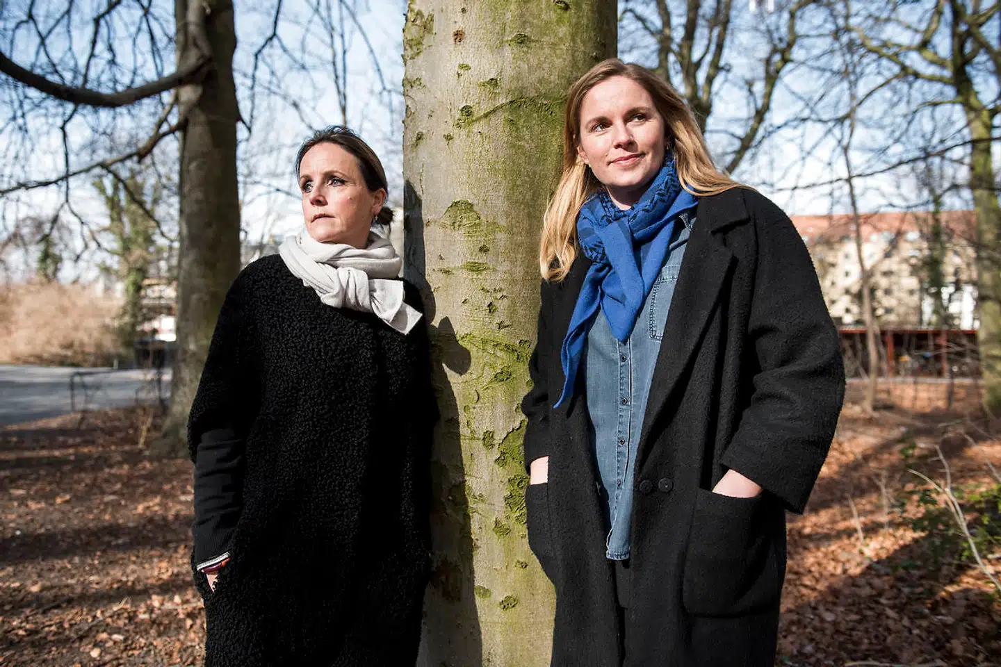 En særlig regel i det nye skilsmissesystem skaber store problemer i de brudte familier, fortæller skilsmisserådgiverne Julie Wijngaard (t.v.) og Charlotte Trolle. »Jeg tror, hensigterne har været rigtig gode. De er bare meget langt fra virkeligheden,« siger Charlotte Trolle.