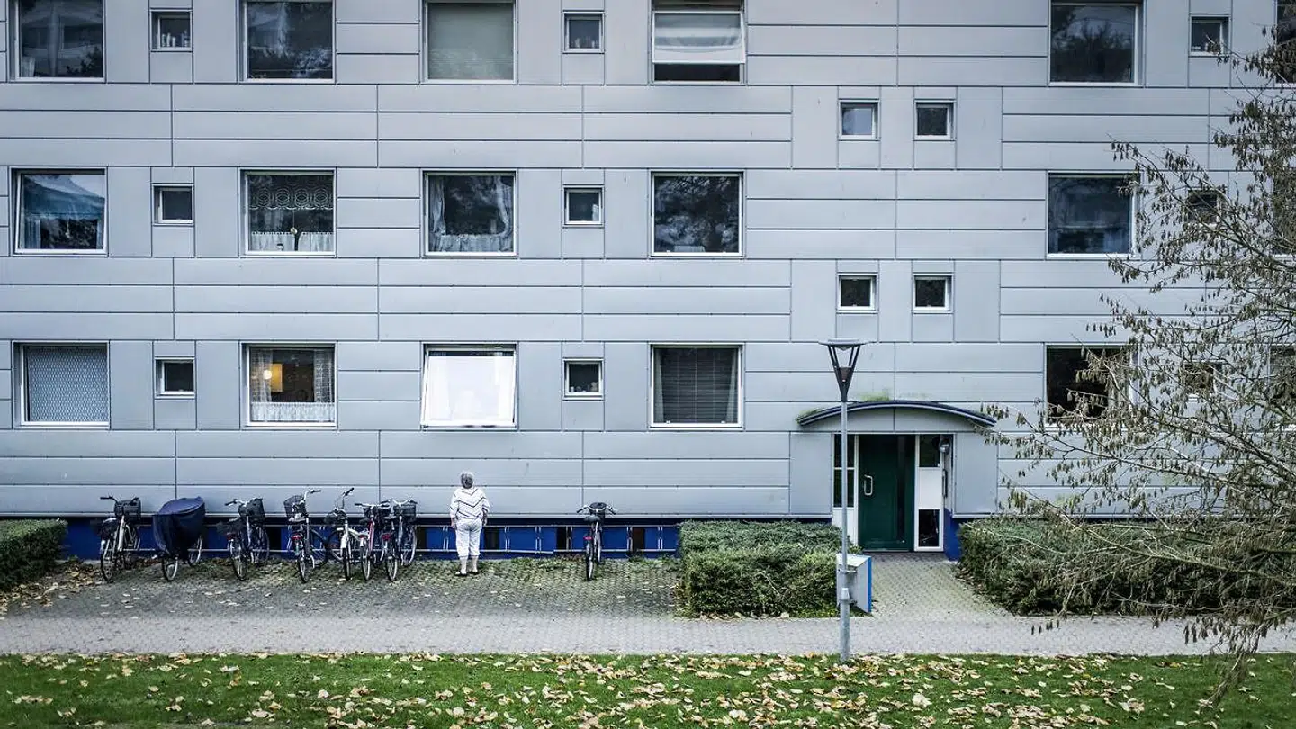 »Hvis man som barn vokser op i parallelsamfundet, bliver man ikke påvirket nok af det generelle danske samfund,« skriver Ali Aminali. På billedet Nord- og Sydvej i Helsingør, som i 2018 kom på ghettolisten – efter ønske fra byens egen borgmester.