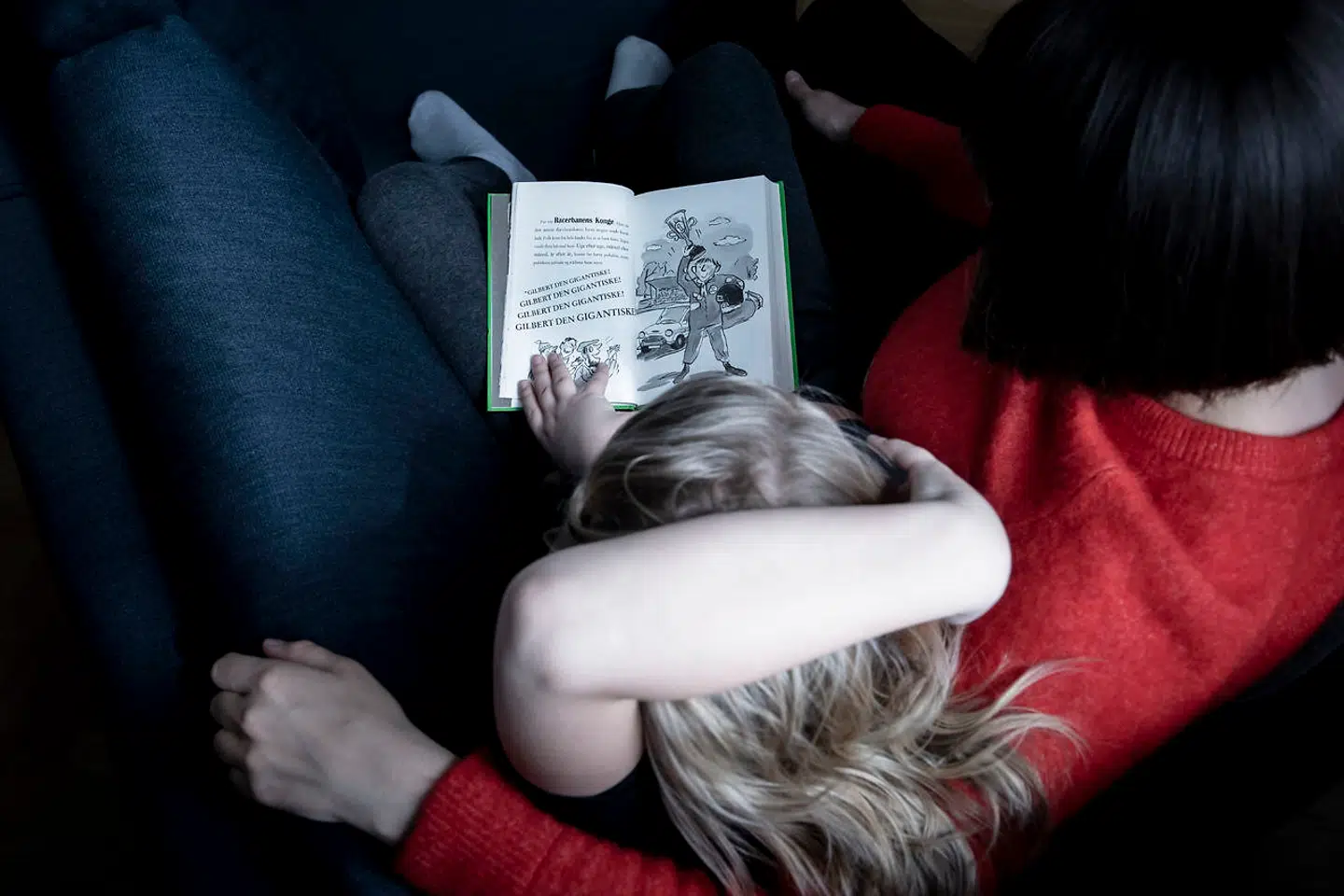 Børn og forældre bør læse mere sammen. Dette er ifølge en læseekspert centralt for at sikre, at børn bliver dygtige læsere.