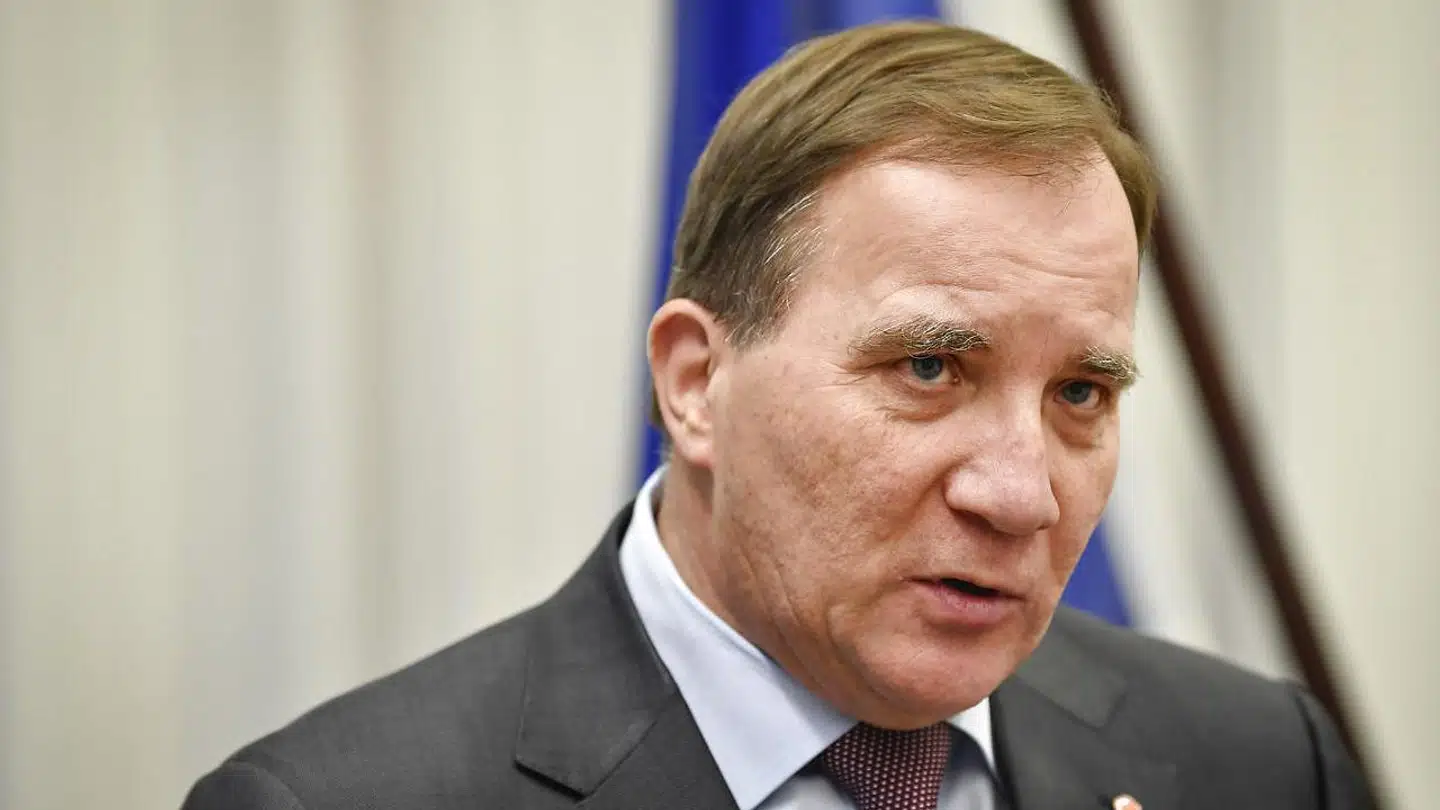 Troen på, at verdens bedste samfund - denne »humanistiske supermagt« - er så overlegent, at man selvfølgelig kan fylde enhver verdensborger ind i det og ud kommer en integreret velfærdssvensker, er noget de færreste længere abonnerer på.