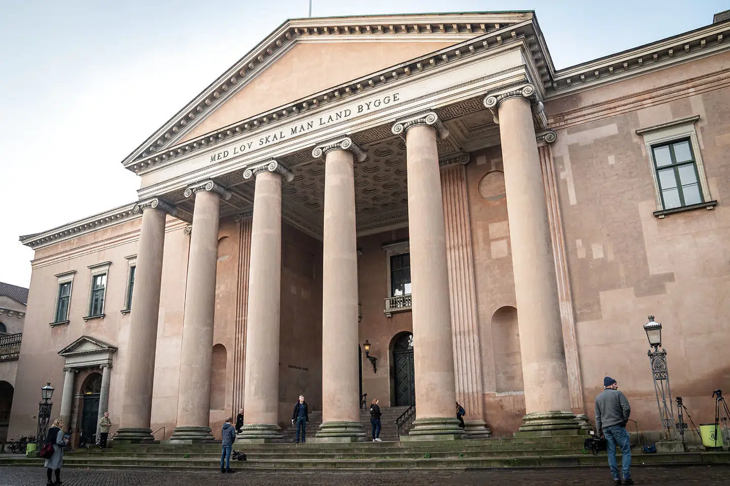 Syrien-jihadisten selv var ikke at finde på anklagebænken i sagen, da PET allerede i 2016 vurderede, at han »med stor sandsynlighed« er blevet dræbt i Syrien.