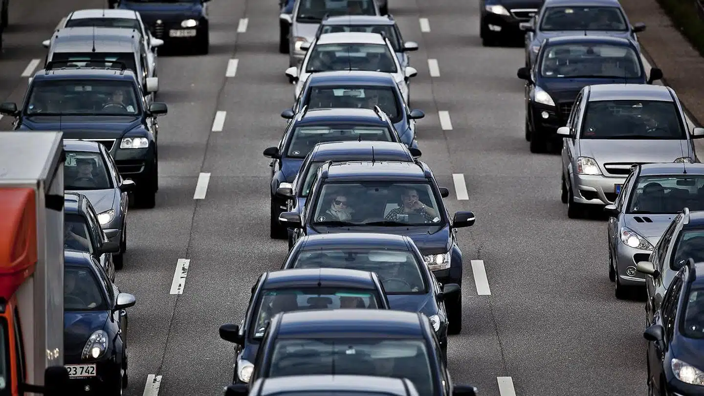 En almindelig dansker gør et indhug i klodens ressourcer, der er mere end 50 procent højere end den gennemsnitlige EU-borger. For hver kilo importeret bil trækker vi 5,5 kilo i den globale råstofbank.