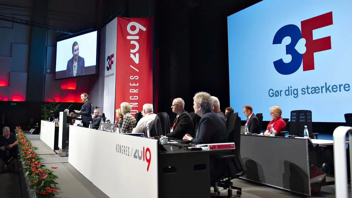 Virksomheder har tegnet stribe af ulovlige overenskomster med 3F, hvor de forpligter sig til at de ansatte skal være medlemmer af forbundet. Det har været ulovligt siden 2006.