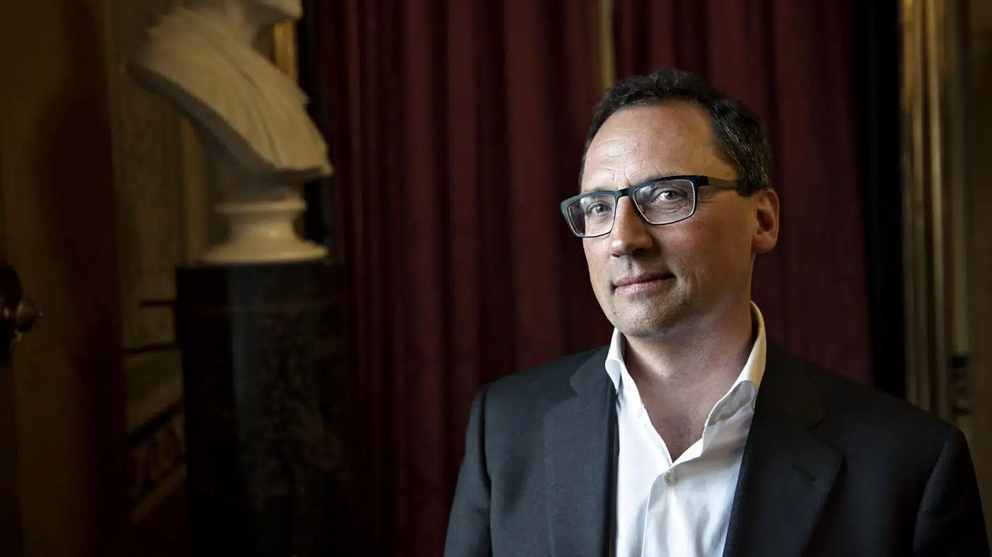 »Ifølge Hesseldahl er identitetspolitik 'fuldstændig ødelæggende, og jeg forstår ikke, at der ikke er større opmærksomhed om det'. Men som Vincent Hendricks og jeg viser i vores bog om identitetspolitik er der blandt politikere, medier og meningsdannere et enormt fokus på netop dette emne,« skriver Silas L. Marker.