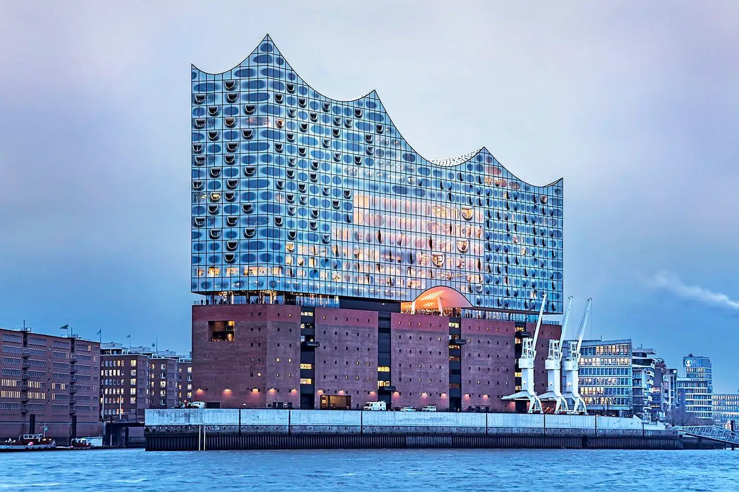 Som borgmester var Olaf Schulz med til at sikre opførelsen af Hamborgs koncerthus, Elbphilharmonie.