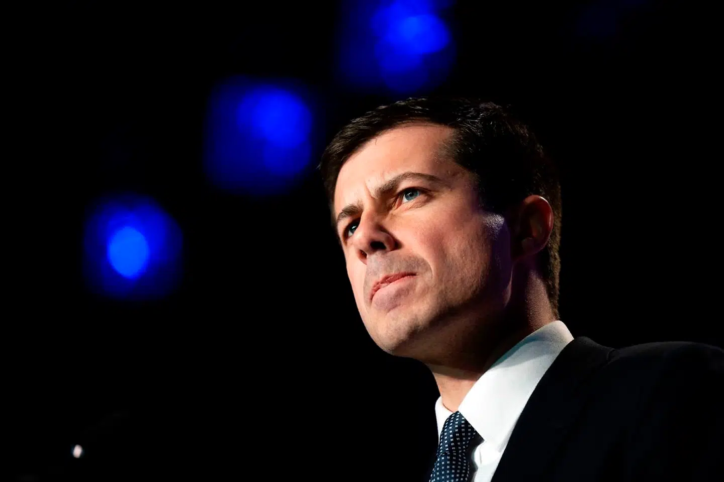 Måling viser, at Pete Buttigieg overhaler demokraterne Warren, Biden og Sanders i den vigtige stat Iowa.