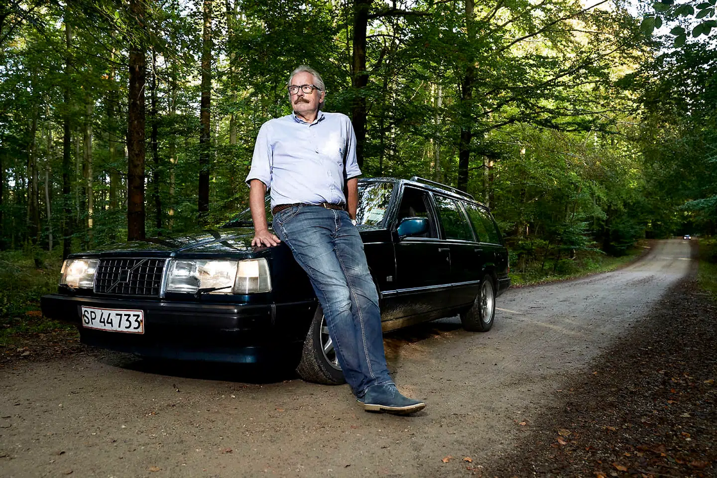 Golfen er mere et flødeskumsprojekt, mens kærligheen til den trofaste Volvo 945 fra 1997 stikker dybere og er en udløber af familiens årtier lange loyalitetsforhold til Volvo-mærket.