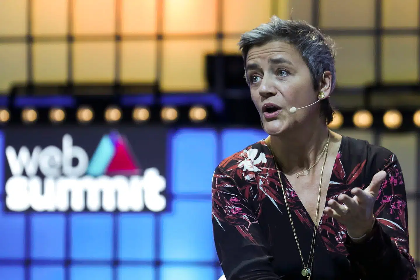 EUs konkurrencekommissær, Margrethe Vestager, talte i Lissabon om, at hendes mission fortsat er at finde ud af, hvordan teknologi skal tjene mennesker, samt hvilke juridiske rammer der skal bidrage til at få det til at ske.