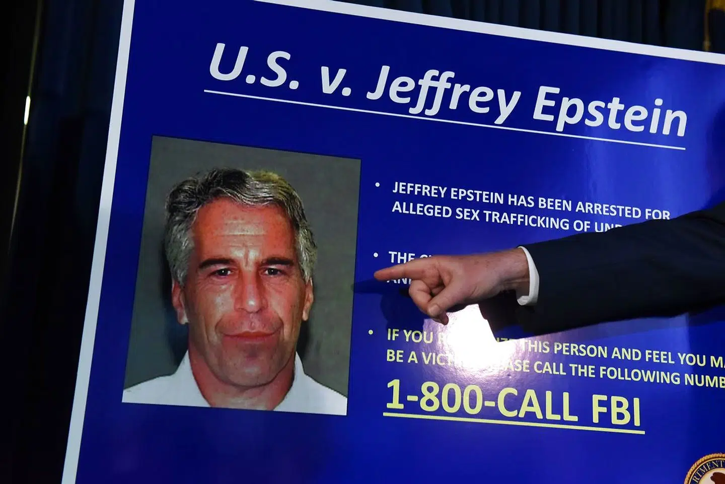 Jeffrey Epstein stod til op mod 45 års fængsel, men han endte sine dage i sin celle inden en retssag. I august 2019 lykkedes det den 66-årige Epstein at hænge sig selv i i sin fængselscelle på Manhattan (Photo by STEPHANIE KEITH / GETTY IMAGES NORTH AMERICA / AFP)