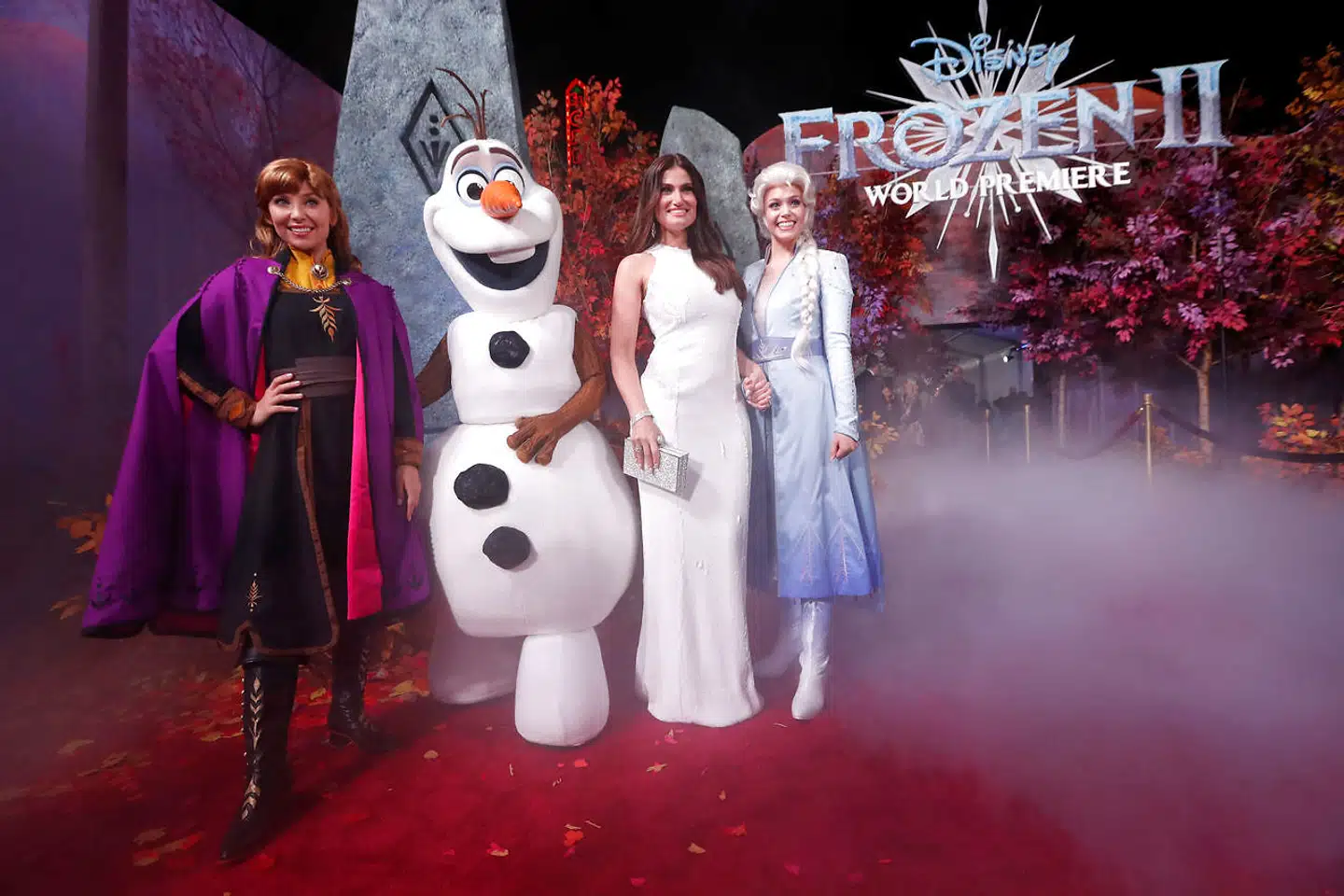 Idina Menzel lægger stemme til den amerikanske udgave af karrakteren Elsa. Her er hun til verdenspremieren på filmen »Frost 2« i Los Angeles 7. november.