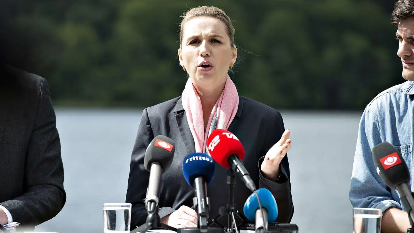 »Som socialdemokrater insisterer vi på, at forandringerne til et mere grønt samfund ikke må få uligheden til at stige. Vi skal løse klimaudfordringen i respekt for den unikke, stærke danske samfundsmodel,« skriver statsminister Mette Frederiksen og tre af hendes ministre i en kronik. (Foto: Henning Bagger/Ritzau Scanpix)