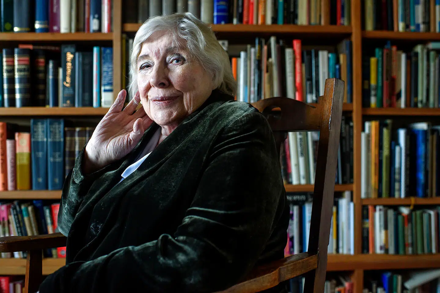 »Demente improvisationer« kalder Mette Høeg Fay Weldons (på billedet) seneste roman, »En hun-djævels død«.