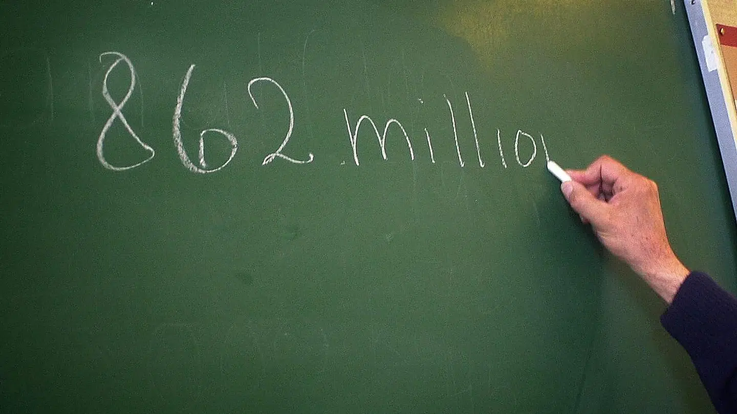 »Det er rigtigt, at vi hos Teach First Danmark lægger stor vægt på at udvælge fagligt dygtige lærere. Men vi mener ikke, at en høj faglighed automatisk giver en god lærer. Det er mindst lige så vigtigt at kunne skabe positive relationer til eleverne,« skriver Jesper Bergmann.