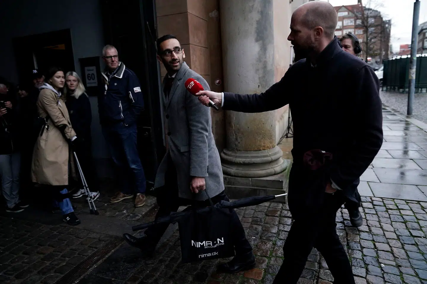 Britta Nielsen-sagen fortsætter i Københavns Byret, tirsdag den 5. november 2019. Den store svindelsag, hvor Britta Nielsen er tiltalt for at have stjålet 117 millioner kroner fra de offentlige kasser, fortsætter.