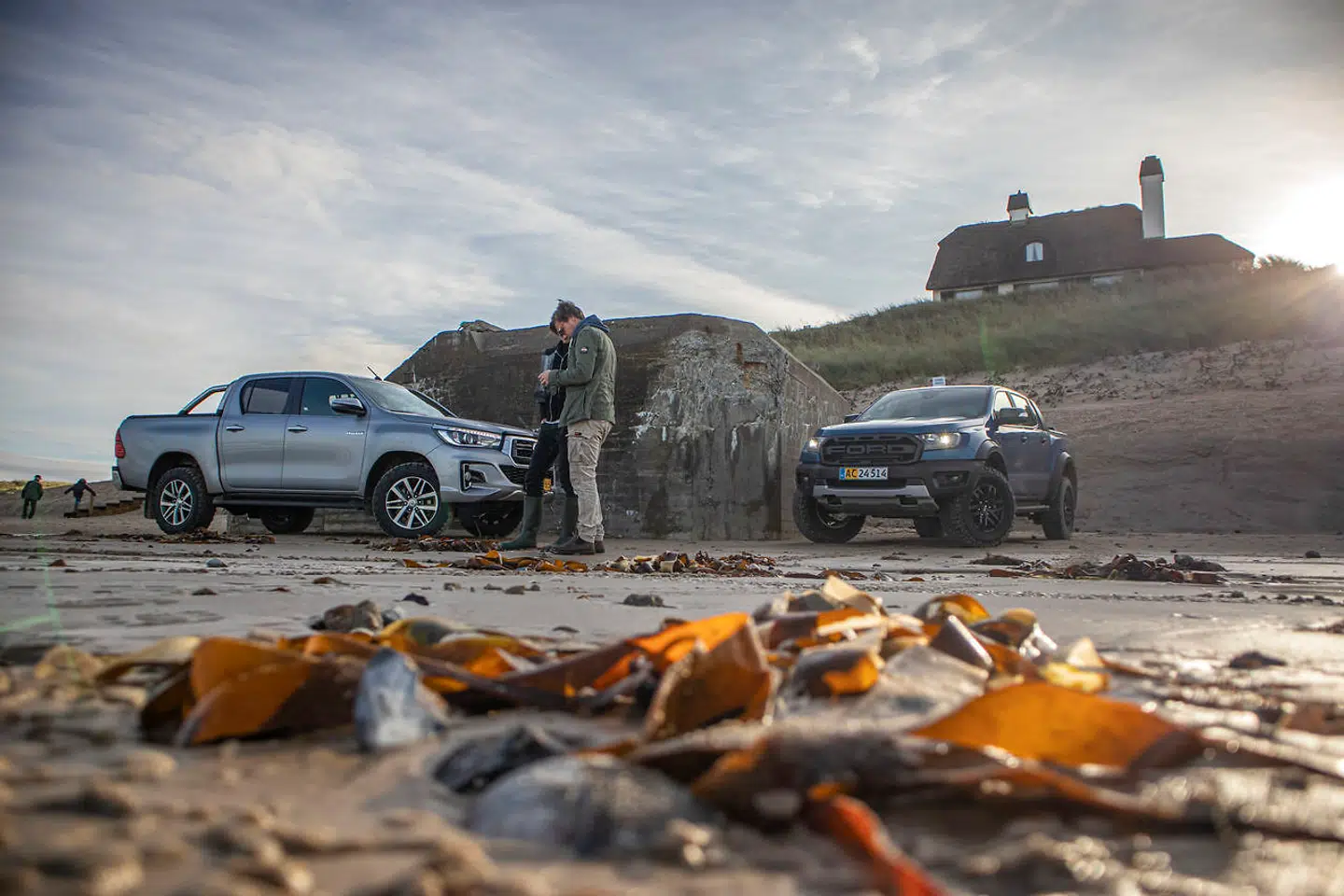 Barnepigen til venstre og Bøllen til højre, mens vi planlægger vores næste træk.