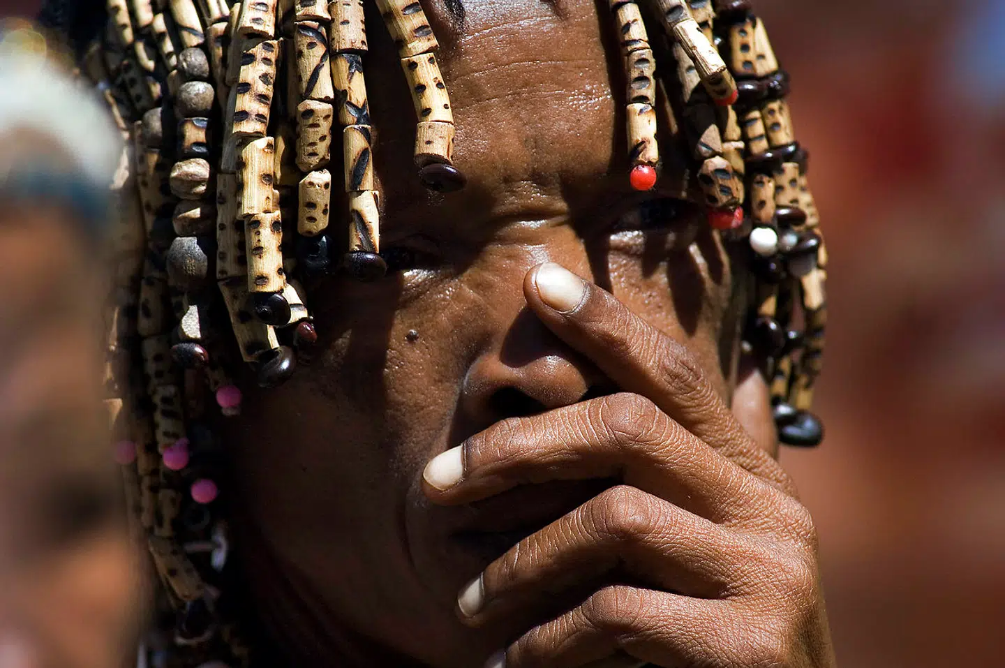 Er Khoisan-folket i det sydlige Afrika nærmere beslægtet med det moderne menneskes »urmoder« end noget andet folk på kloden?