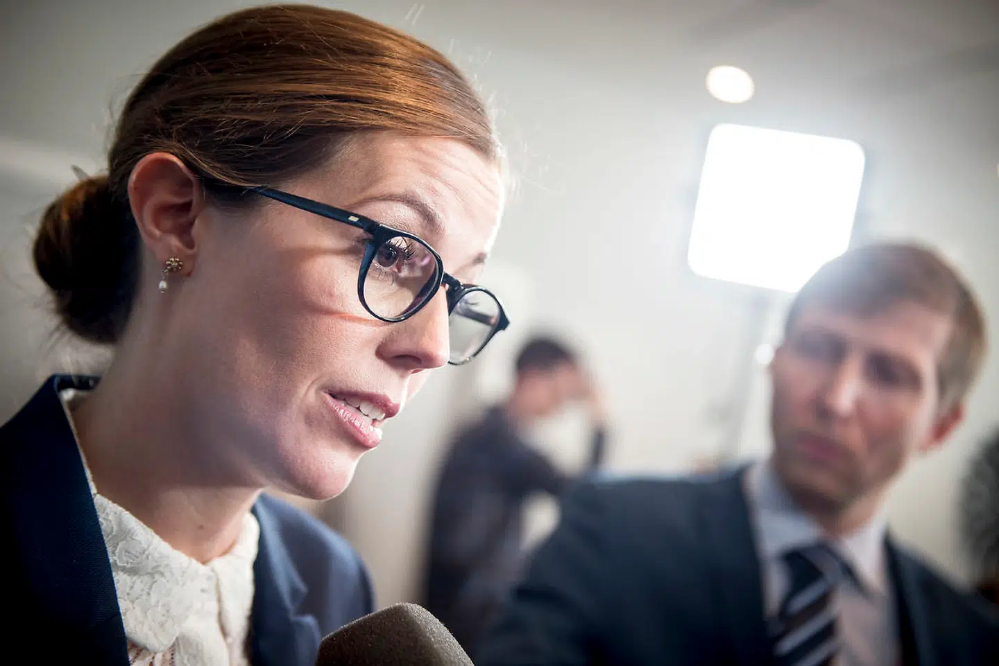 »Politikerne er godt beskyttet fysisk på Christiansborg, men den virtuelle og datamæssige sikkerhed oplever jeg ikke som tilstrækkelig. Med sådan en datamæssig brist, bliver min bekymring da kun større,« siger de Konservatives Mai Mercado om »et tab af kontrol« med 188 nuværende og tidligere folketingspolitikeres personfølsomme oplysninger.