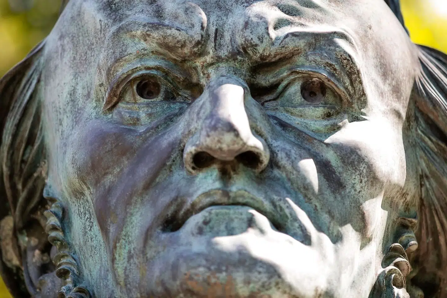 Richard Wagners »Tristan og Isolde« er stærke sager, skrevet og komponeret af et geni, der selv sad i ægteskabelige og kærlighedsmæssige problemer til halsen, da han skabte sit værk. Her er manden selv skulptureret af Arno Breker.