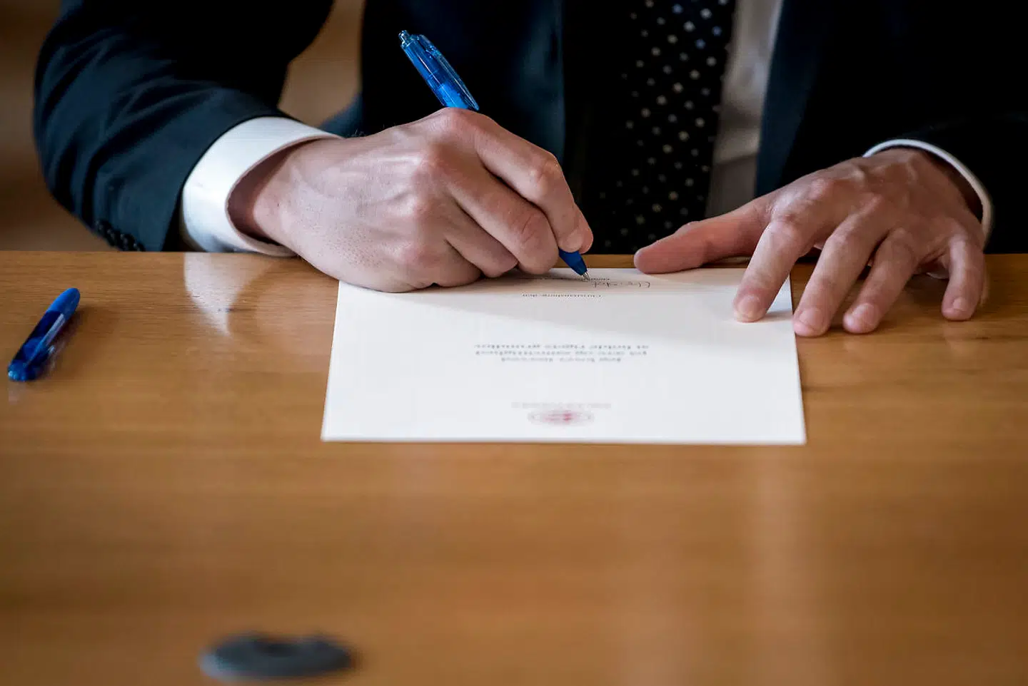 Et søskendepar er interesseret i, hvordan de er stillet arvemæssigt, hvis deres far dør før sin hustru.