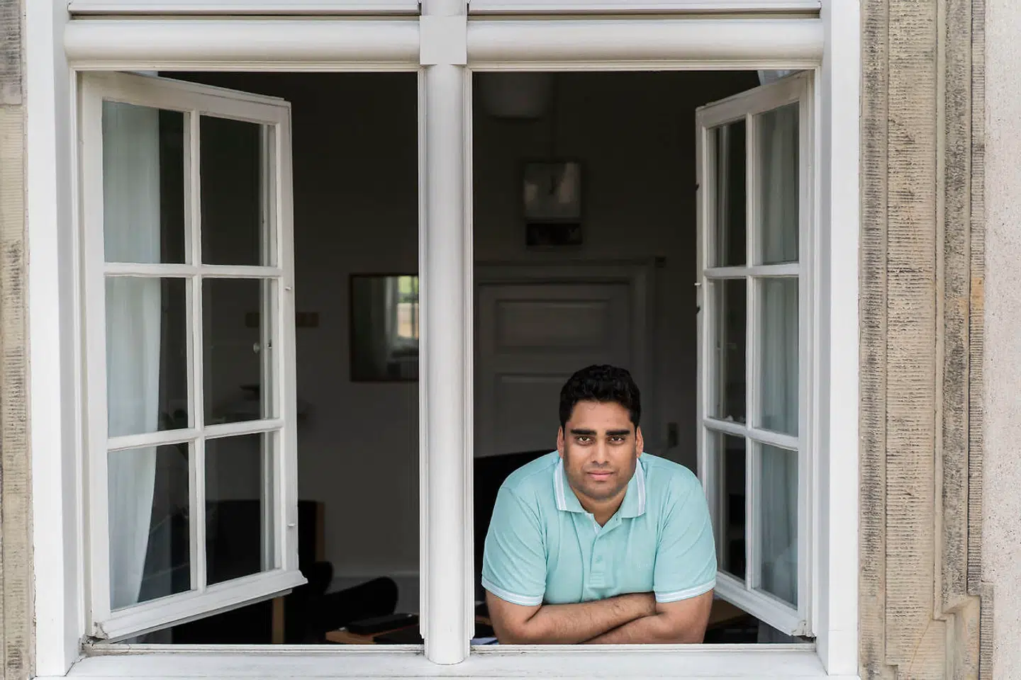 I vores retssamfund »bør frihedsrettigheder trumfe denne her falske tryghed«, siger Alternativets retsordfører, Sikandar Siddique. Han foreslår nu et forbud mod ansigtsgenkendelse.