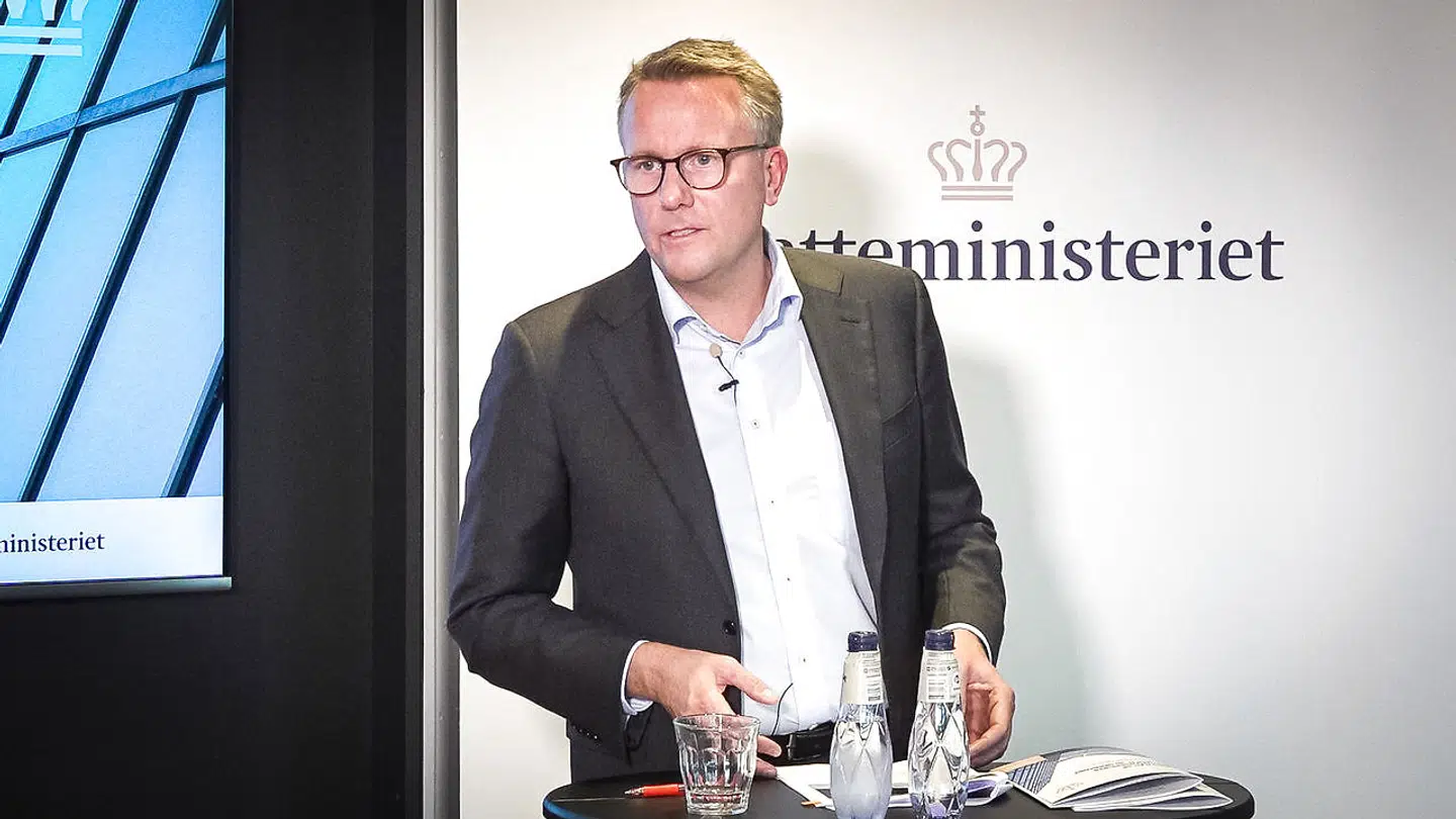 Skatteminister Morten Bødskov (S) var – belært af sine fire første måneder på posten – tilbageholdende med at udstede garantier på pressemødet om de akutte problemer i skattevæsenet.