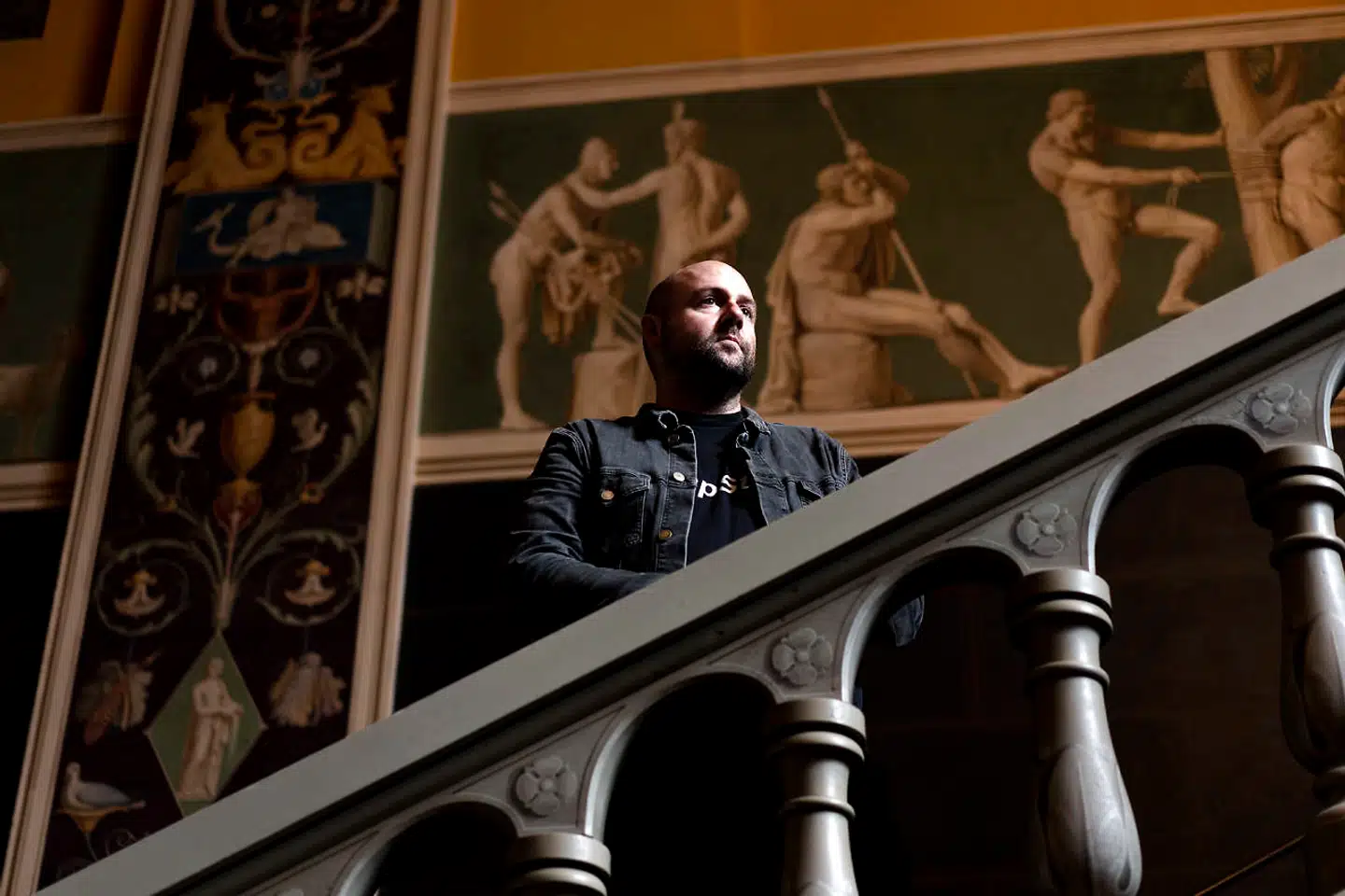 Iværksætteren Jonathan Løw gik ned med stress og depression. Men han kom sig langsomt over nedturen, og i dag giver han rådgivning til andre iværksættere, så de ikke ender i samme situation.