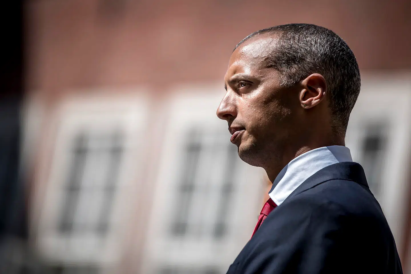 Ifølge regeringens lovudkast fra 14. oktober er det ikke et krav, at det er en domstol, der tager statsborgerskaber på formodede såkaldte fremmedkrigere. I stedet skal udlændinge- og integrationsminister Mattias Tesfaye administrativt kunne fratage personernes statsborgerskab. (Foto: Mads Claus Rasmussen/Ritzau Scanpix)