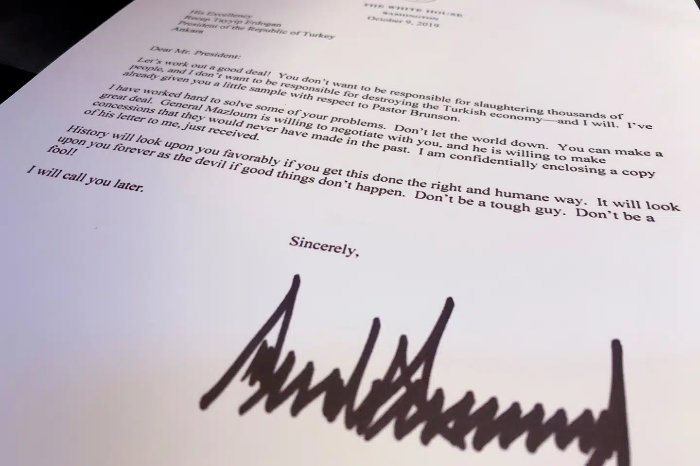 Brevet fra Donald Trump til præsident Erdogan er ekstraordinært, skriver nyhedsbureauet AFP, da det er renset for diplomatisk høflighed og etikette. Jim Bourg/Reuters