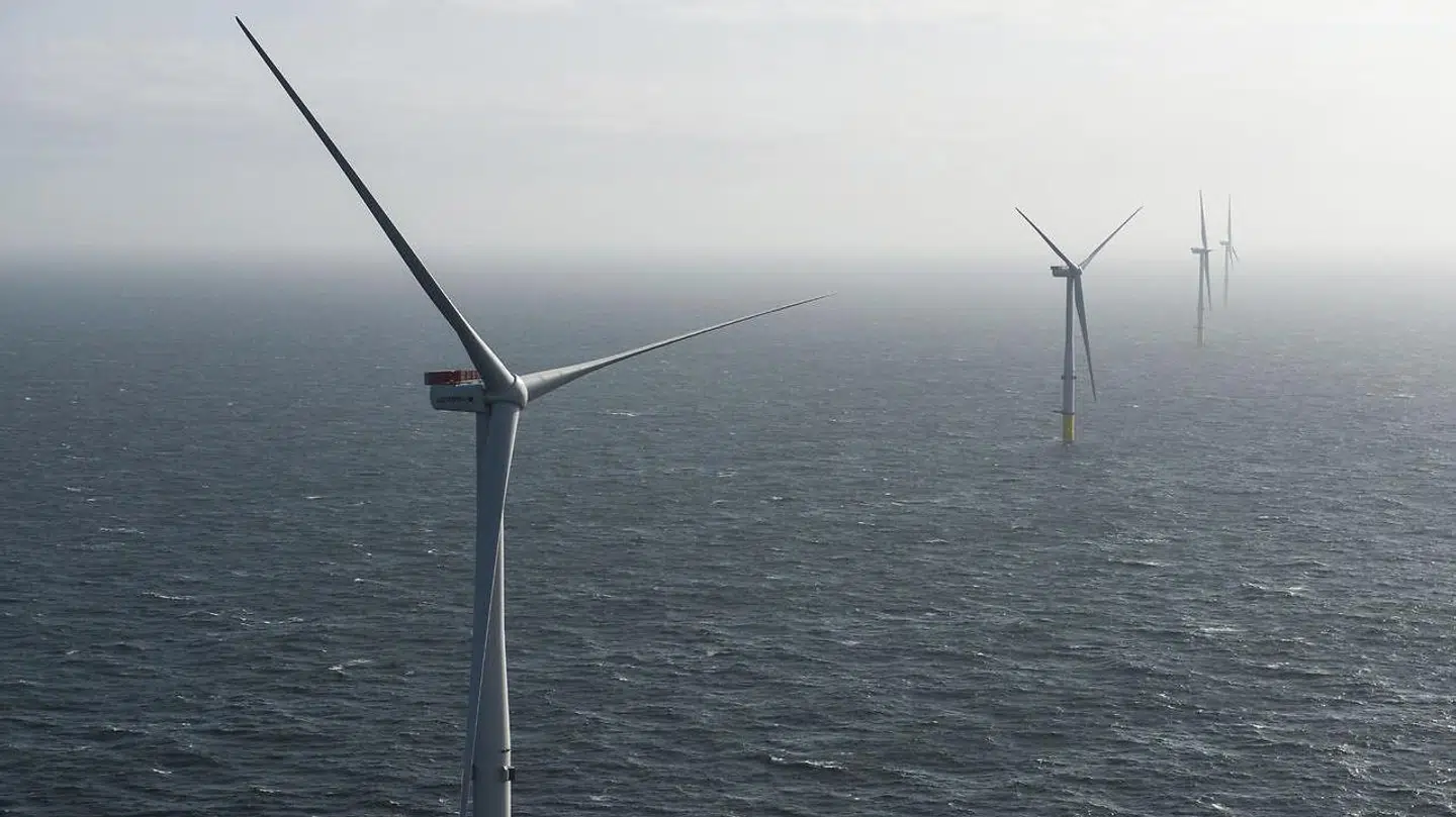 For at np klima-målene bør vi støtte og investere i de danske virksomheder, hvis produkter virkelig kan gøre en målelig forskel på det globale klima. Det gælder selvfølgelig produktion, global markedsføring og salg af bl.a. vindmøller, termoruder og termostater som danske firmaer er gode til, men også andre firmaer og produkter, skriver Jørgen Madsen.