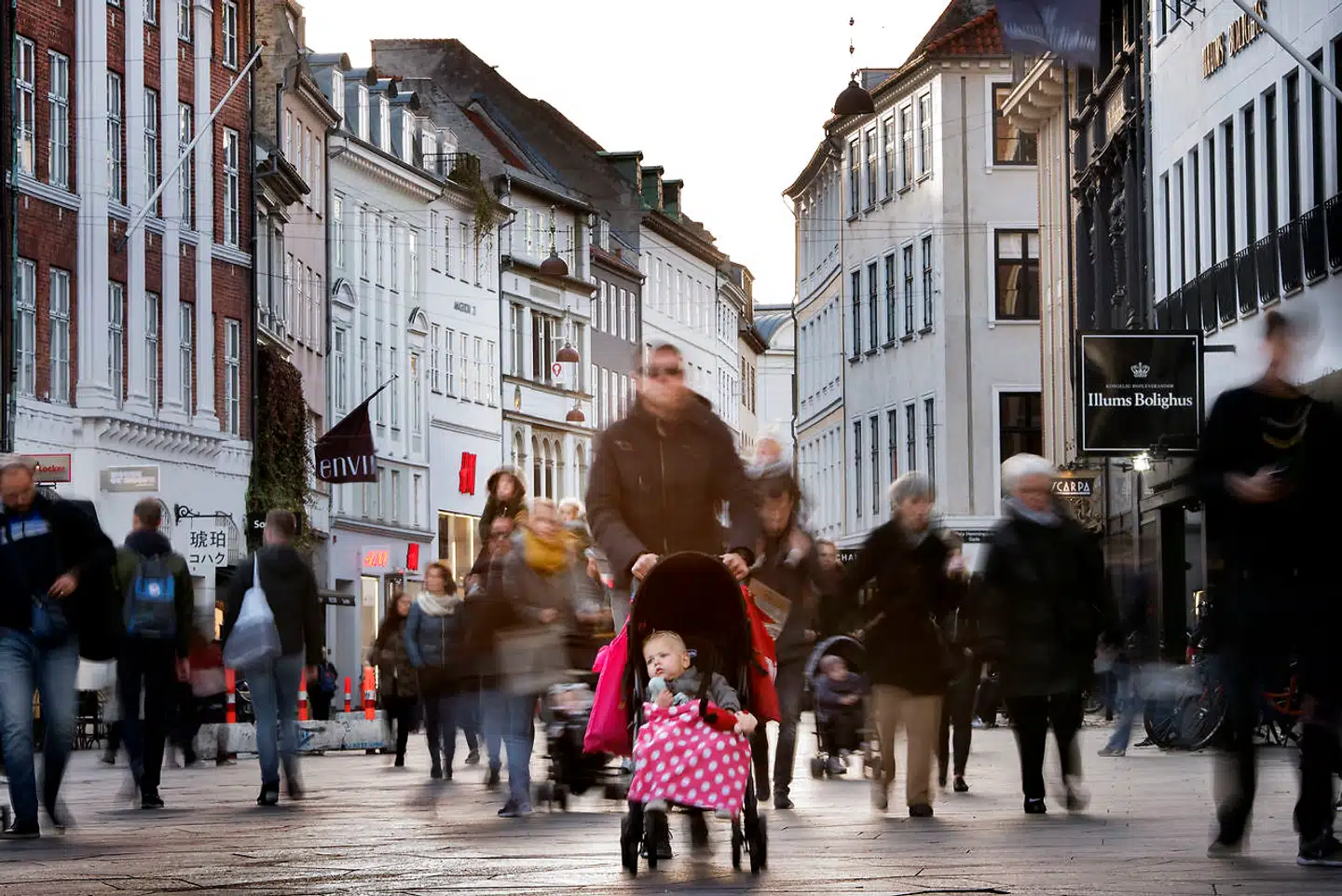 Stort set alle danskere sparer op til pension i ATP – det kniber dog med at få opsparingen til at holde trit med inflationen.