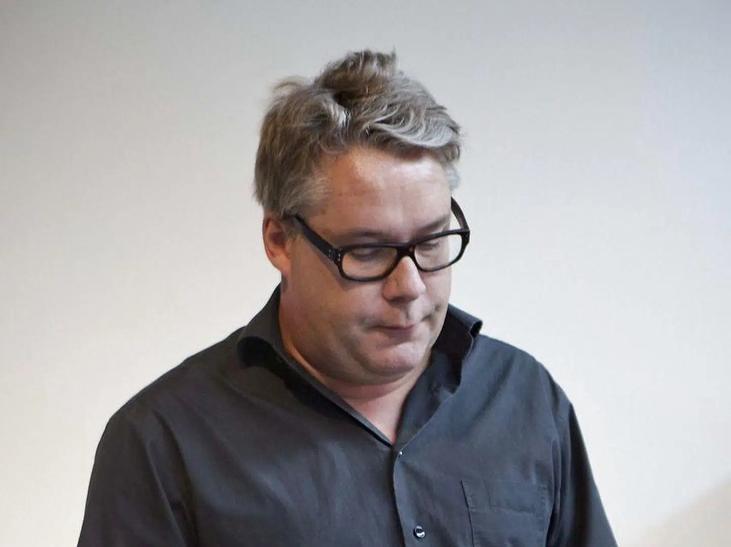 Simon Andersen er den daglige indpisker på Berlingskes redaktion. Her fanget i et mere roligt øjeblik.