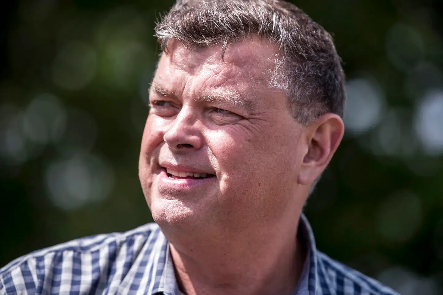 Fødevareminister Mogens Jensen (S) afviser kritikken af, at han sætter fiskerihensyn over miljøet, når det handler om fiskekvoter i Østersøen. Han mener bare, han skal sikre en god balance mellem erhverv på den ene side og miljøet på den anden.