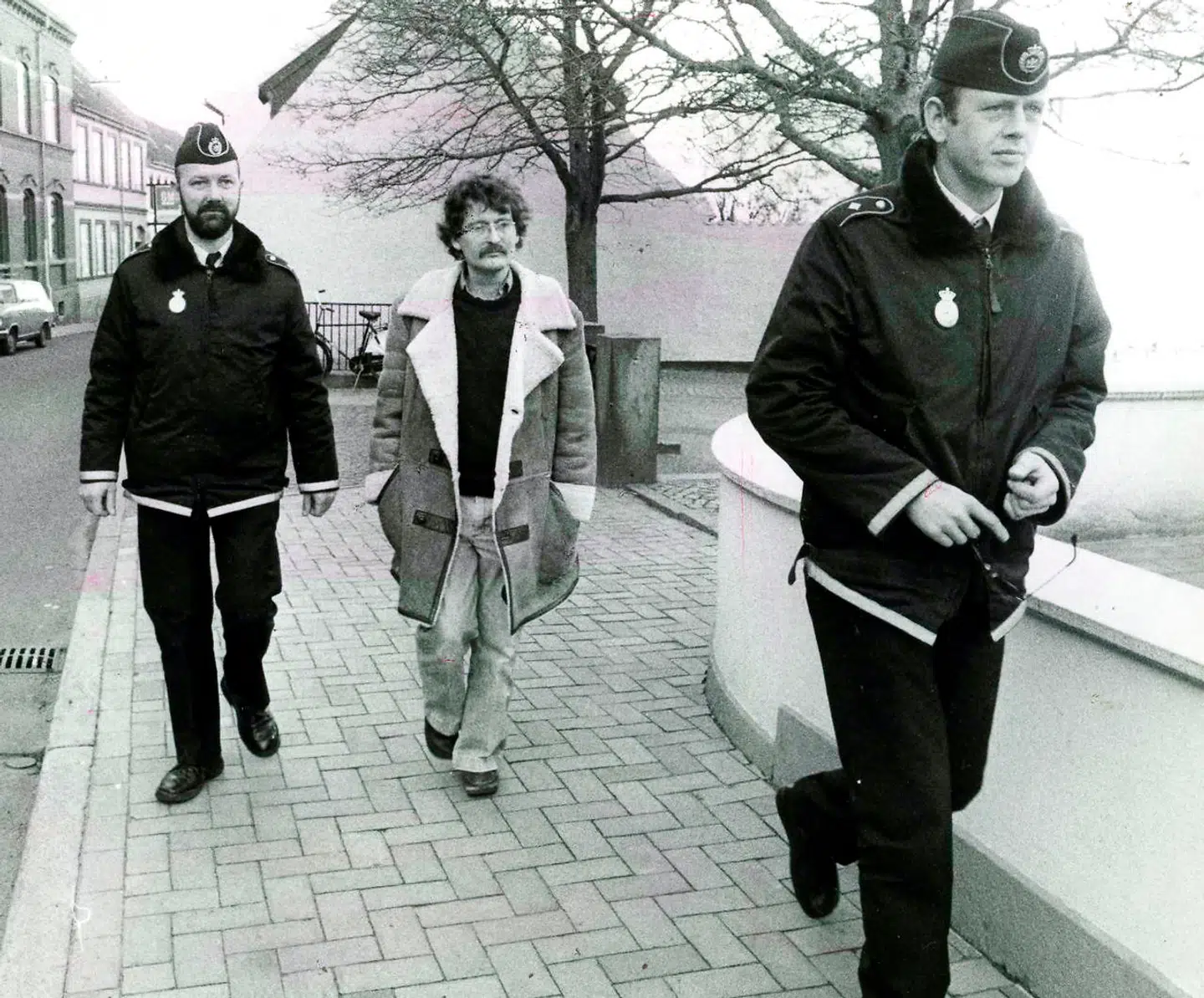 Den danske forfatter Arne Herløv Petersen, som han så ud i 80erne. Han blev i 1981 anholdt og tiltalt for at spionere til fordel for Sovjetunionen, men blev dog hurtigt løsladt, og i 1982 frafaldt myndighederne tiltalen. Forfatteren kræver nu kopier af sin dagbog på 1.400 sider, som blev beslaglagt i forbindelse med sagen, destrueret.