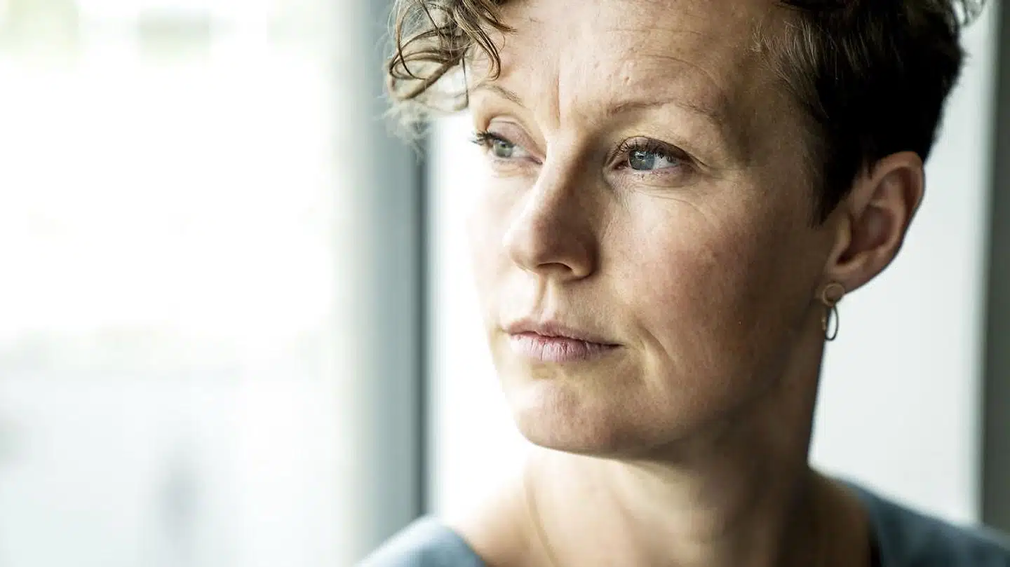 IT-sikkerhed er i dag blevet en kernefunktion i de store koncerner. Karrieremæssigt er feltet præget af fordomme, og det er synd, mener Sarah Aalborg, der er IT-sikkerhedsekspert hos Novozymes.