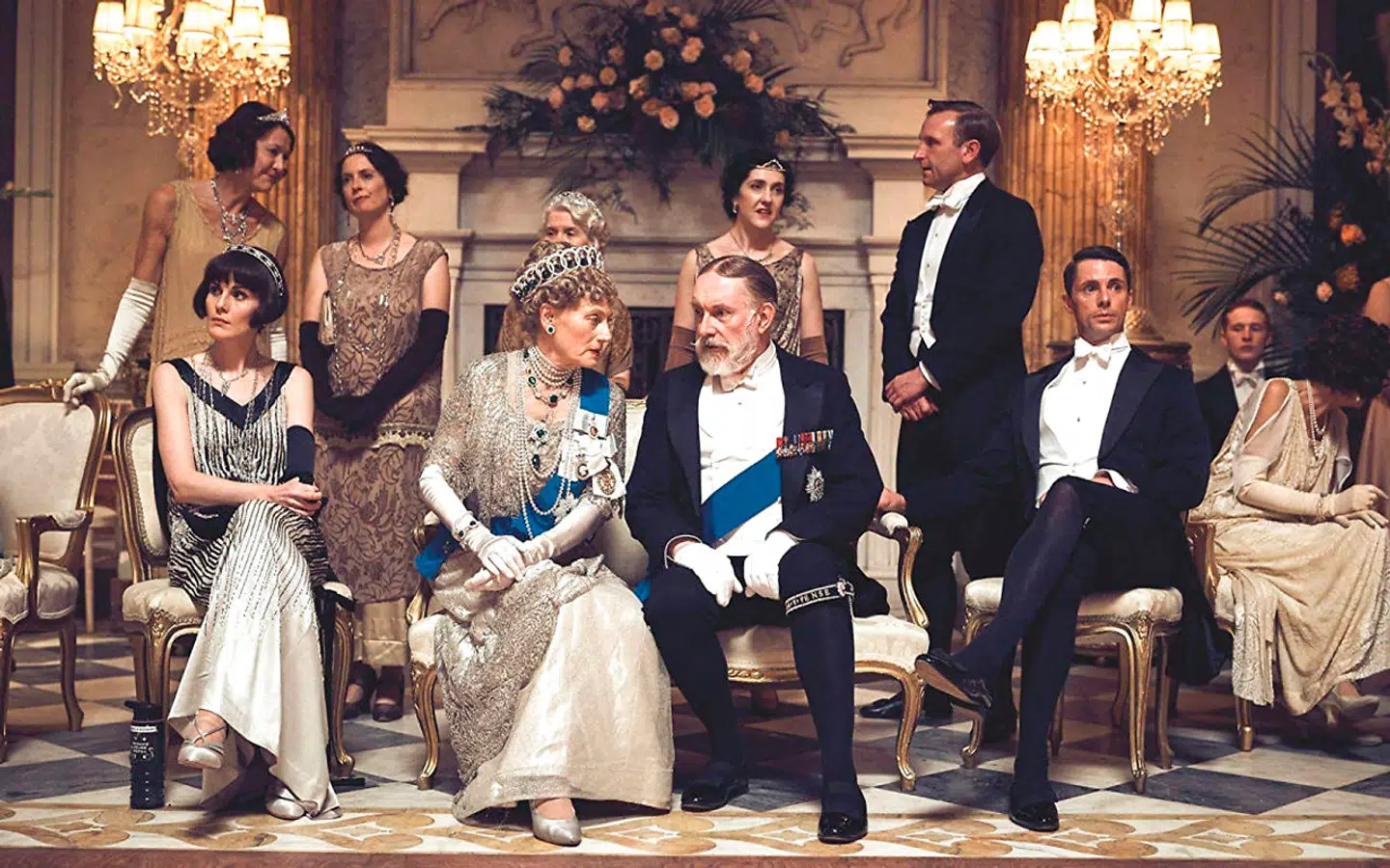 »Det er et fiktionsunivers, vi er fortrolige med. Helt tilbage fra »Upstairs and Downstairs« fra 70erne. Den nostalgi, der ligger i serien, skal man ikke fornægte,« siger lektor på Københavns Universitet Helle Kannik Haastrup om Downton Abbey-fascinationen.