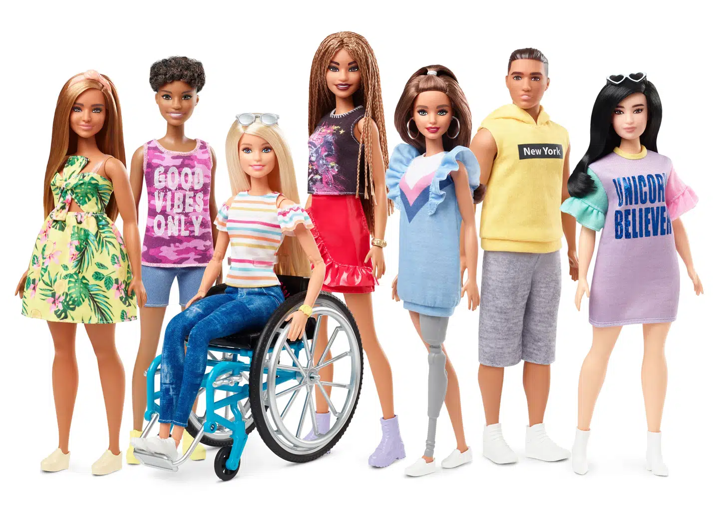 I inklusionens navn udkom Barbie, der ejes af Mattel, tidligere i år med en kollektion af dukker, hvor en sidder i kørestol, mens en anden har en benprotese.