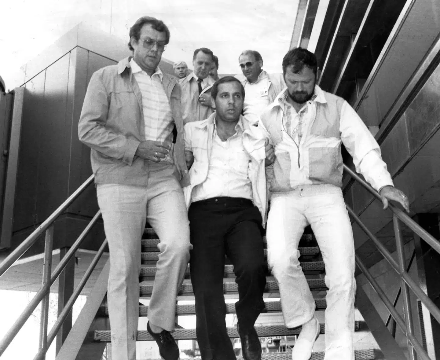 Naum Conevski blev i 1984 anholdt i Kastrup, da han kom hjem til Danmark fra en rejse i Jugoslavien. Han blev dømt for mordet på to unge mænd, der overnattede i telt på Femøren på Aamager, og han afsoner stadig sin straf i dansk fængsel.