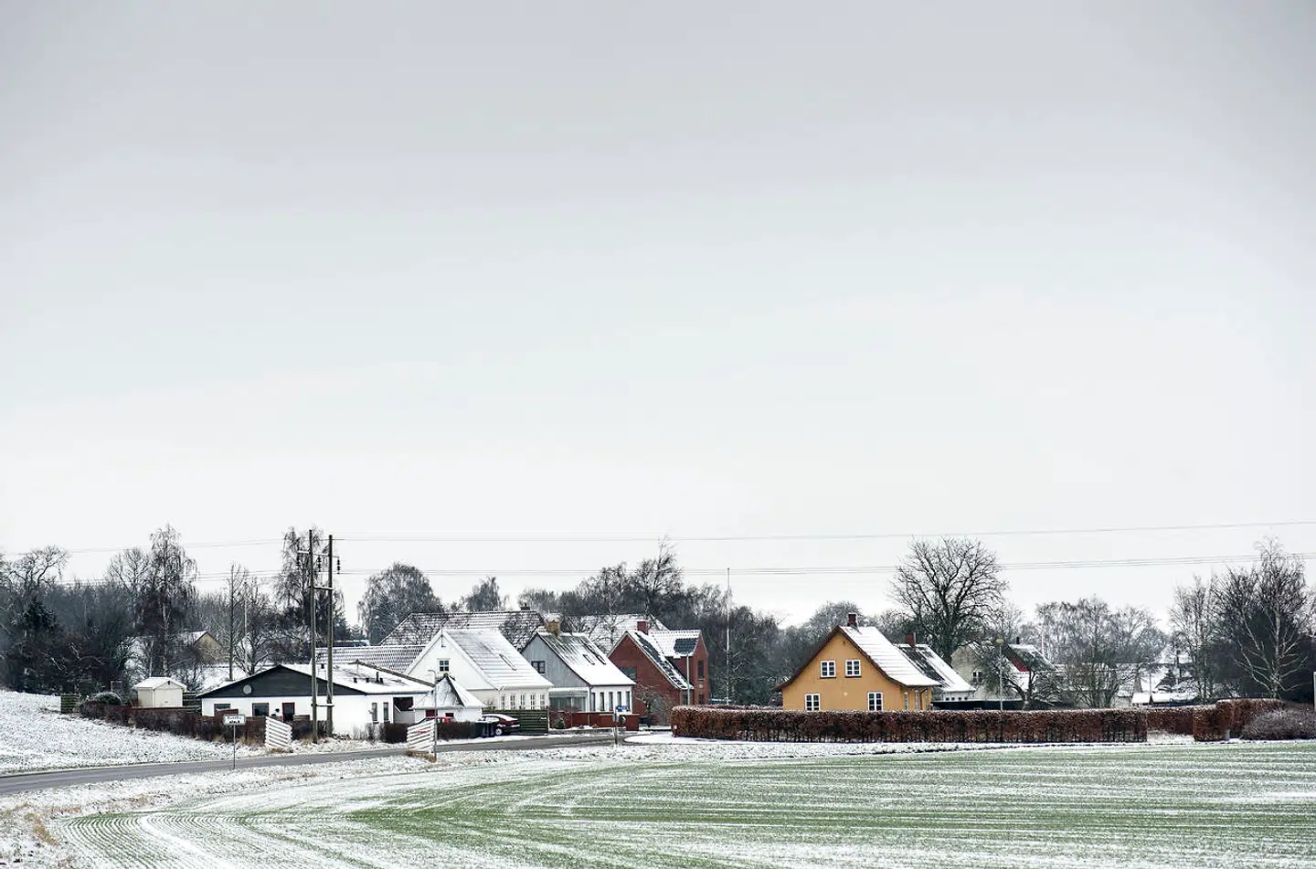 En 15-årig pige fra Kundby på Vestsjælland blev i 2016 anholdt, mistænkt for at planlægning af bombeterror mod en lokal skole og den jødiske skole i København. Sagen vakte enorm opsigt på grund af pigens lave alder og hendes konvertering til islam. Hun blev i 2017 idømt otte års fængsel.