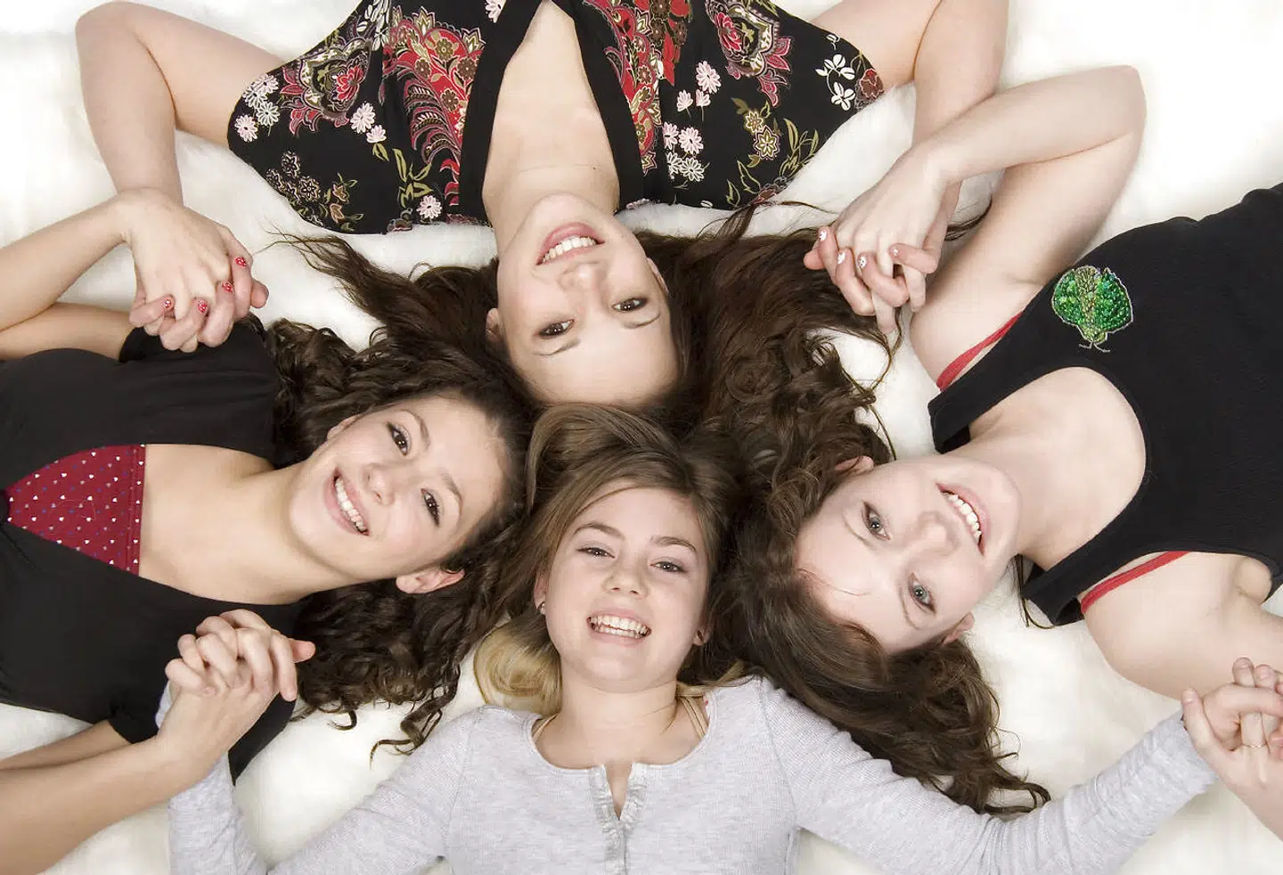 Nogle familie skruer forventningerne op til, at den nye familie skal være en helstøbt, ensartet familie i løbet af et par måneder - og højst tre måneder.