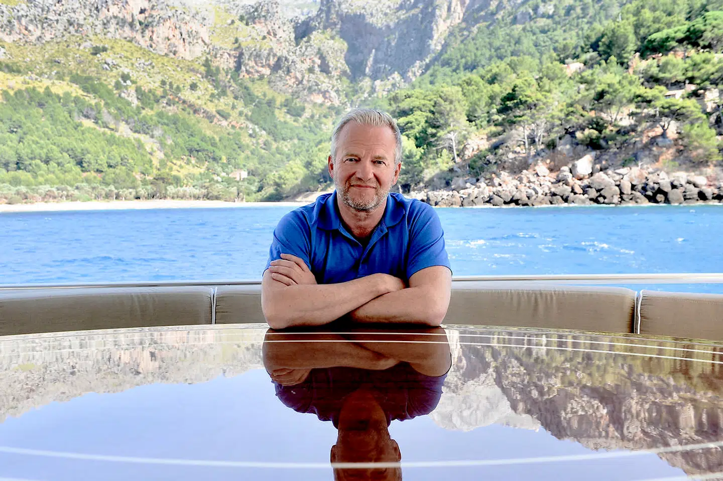 Fremtidens mand. Lars Tvede har ingen frygt for fremtiden og argumenterer godt for sin optimisme i »Supertrends«. Han baserer sin fremtidstro på menneskehedens ustoppelige innovationsevne, der har skabt grobund for en stadigt større velstand, og som i hans optik ikke står foran en afslutning.