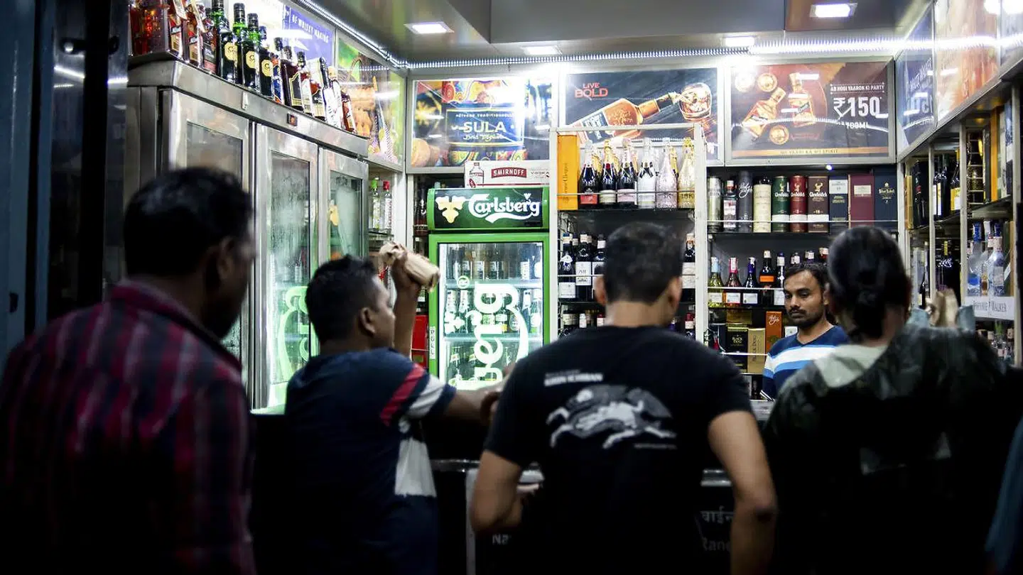 En virksomhed som Carlsberg kan ikke undskylde sig med, at korruptionen i forvejen findes i Indien. Der er ingen moralsk fribillet.