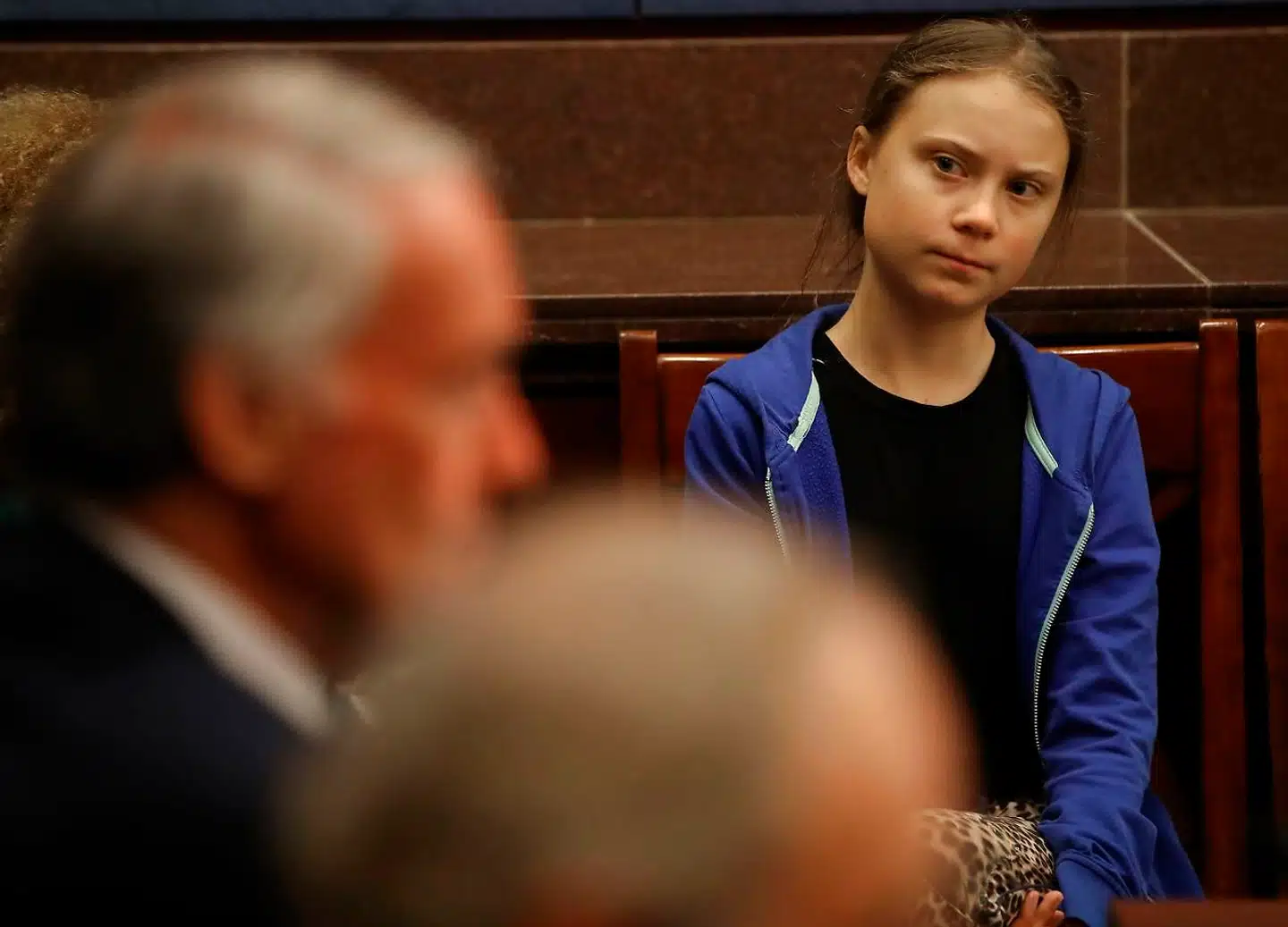 Greta Thunberg, den 16-årige klimaaktivist fra Sverige, deltager i et møde i Senatets klimaudvalg. Hun var inviteret med for at rådgive lovgivere om, hvad de kan gøre i kampen mod klimaforandringerne. Og hendes besked var klar.
