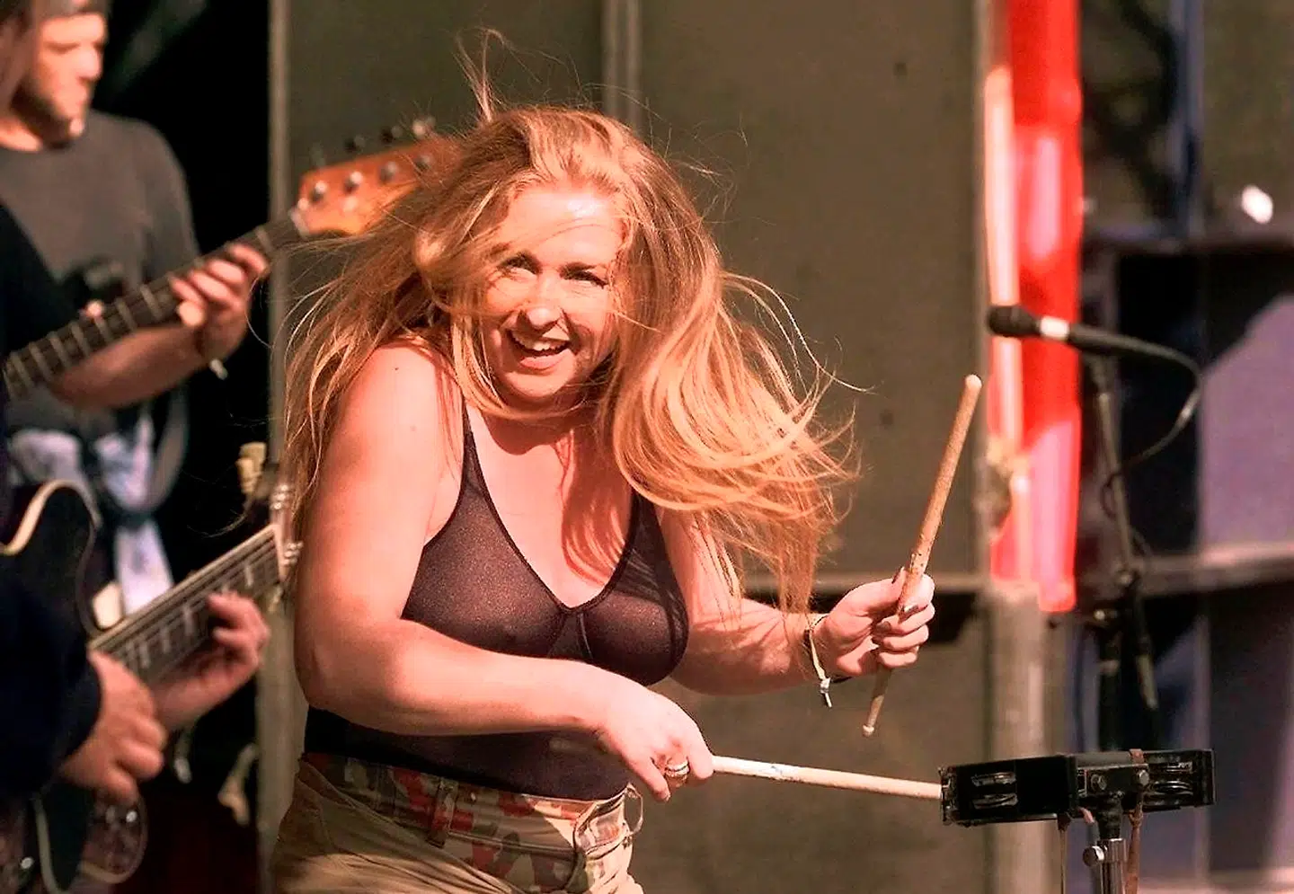 Sneakers var et af start-80ernes mest populære poprockbands med hits som »Sui-Sui« og »Voodoo«. Her er de fanget ved en reunion i 1998.