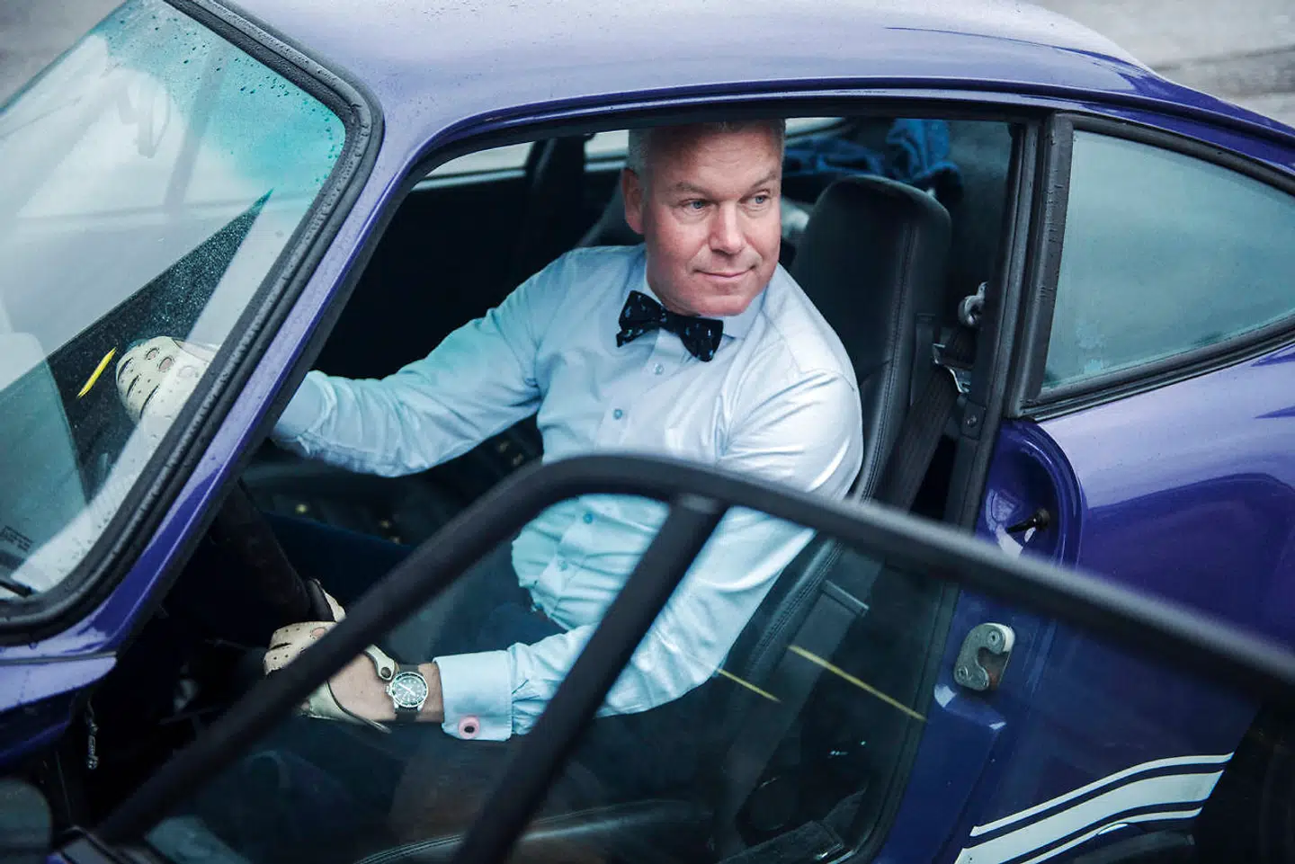 For Mads Christensen handler bilentusiasme om at kunne mærke bilen. Derfor hader han nye og tunge biler, og vil til hver en tid vælge noget let, hvor der ikke er en række bedøvende lag af elektronik og komfort mellem ham og bilens kontakt til vejen.