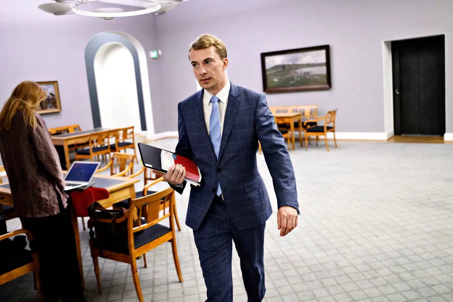 Dansk Folkepartis klimaordfører, Morten Messerschmidt, er skeptisk på regeringens målsætning om at reducere CO2-udledningen med 70 procent i 2030. Han vil dog ikke afvise, at partiet vil gå med i en aftale om en ny klimalov. (Arkivfoto) - Foto: Philip Davali/Ritzau Scanpix