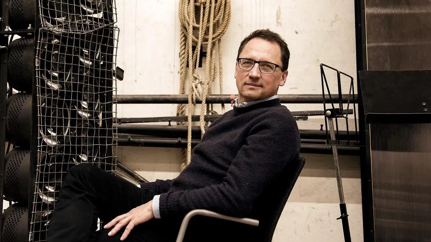 Thomas Uhrskov kommenterer Morten Hesseldahls indlæg i Berlingske: »En overfladisk og usand generalisering klæder ikke en mand, som taler fra Gyldendals øverste etage.«