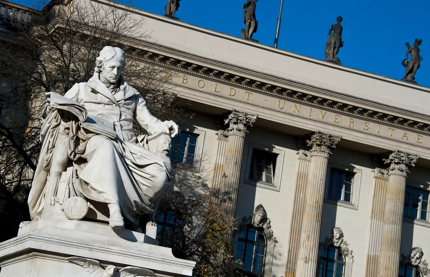 Humboldt universitetet i Berlins centrum er blot et af de universiteter, der har oplevet en betydelig stigning i ansøgninger fra flygtninge.